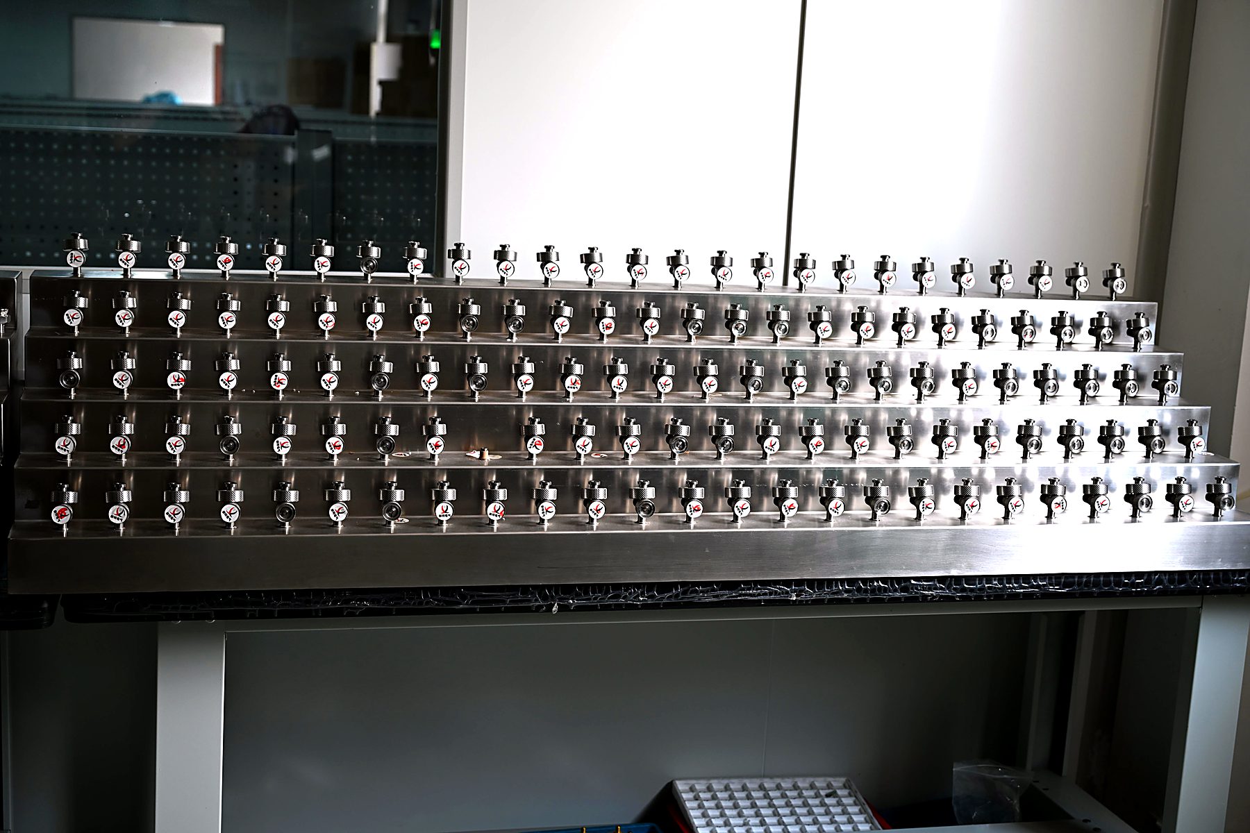 Calibration manifold